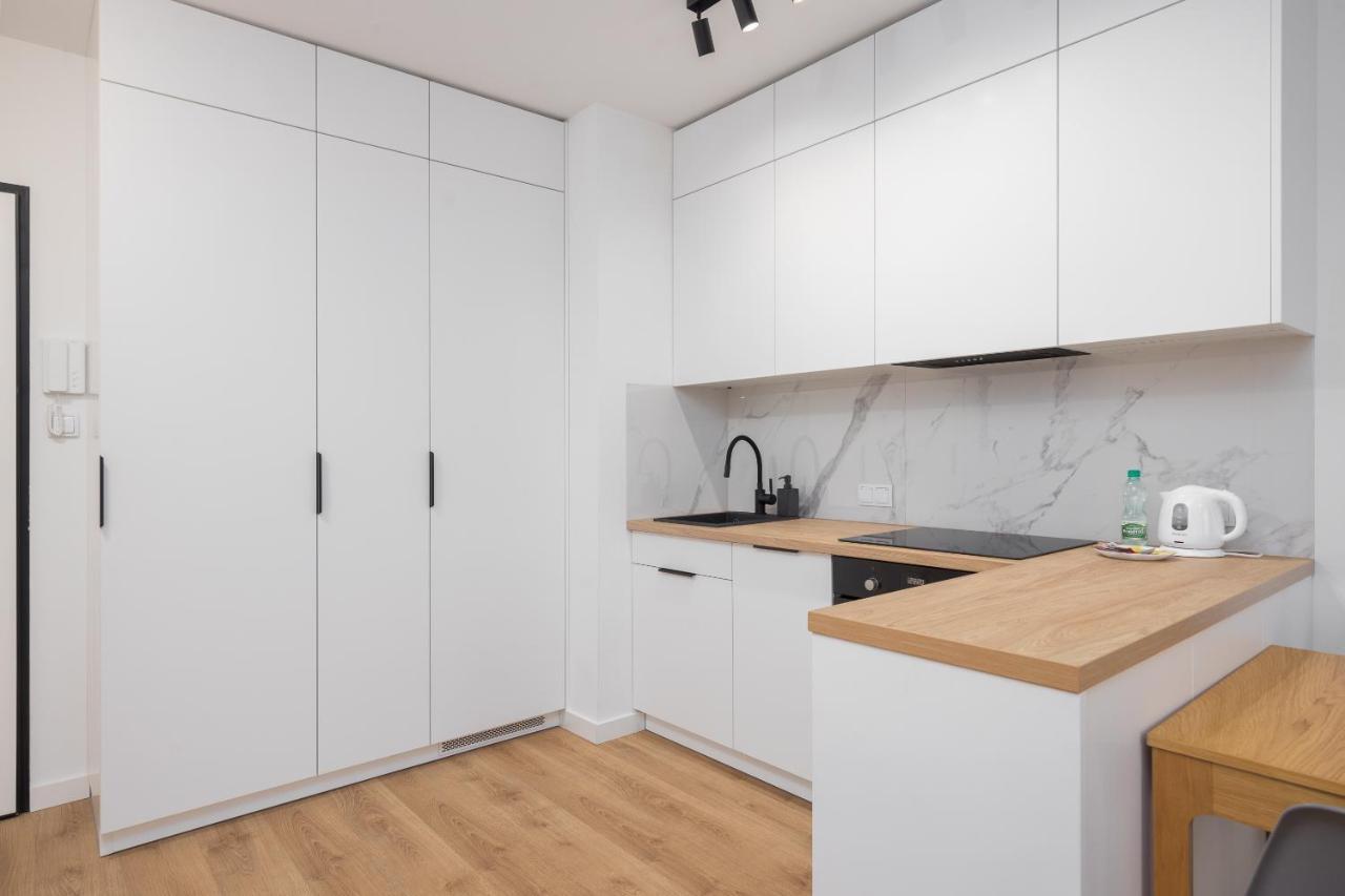 Aurora Prime Apartment Варшава Екстер'єр фото