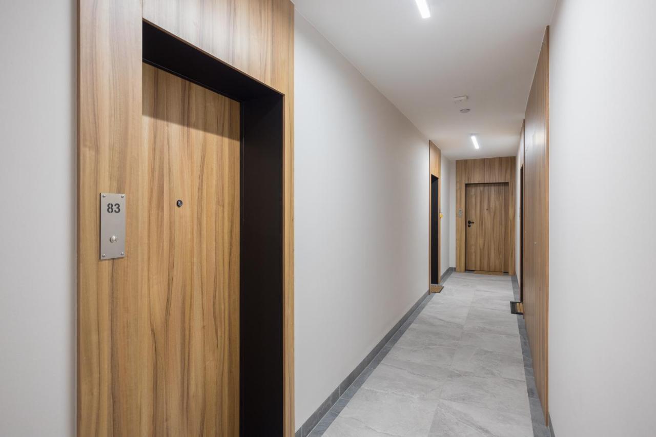 Aurora Prime Apartment Варшава Екстер'єр фото